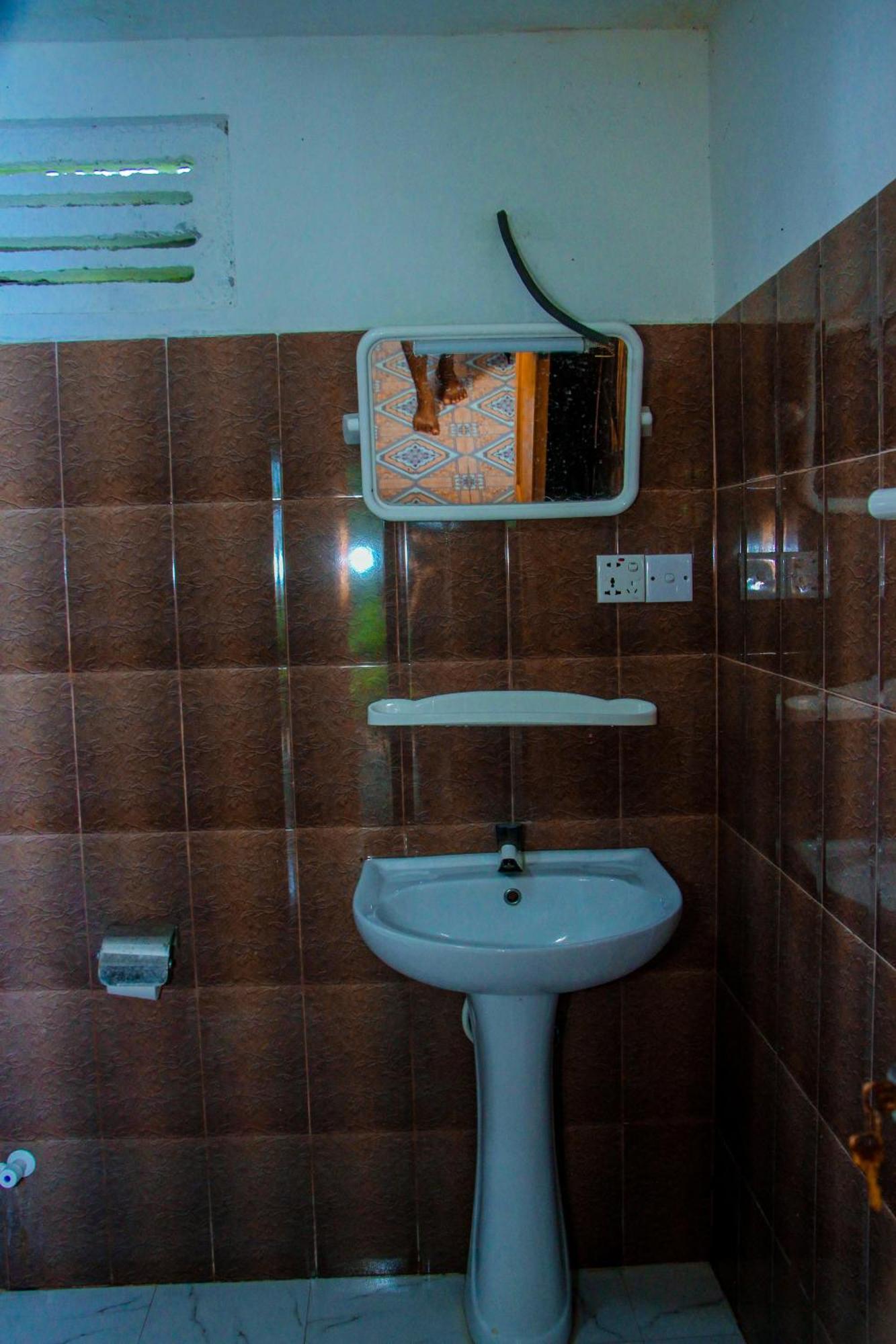 Chanaka Holiday Inn Sigirija Zewnętrze zdjęcie