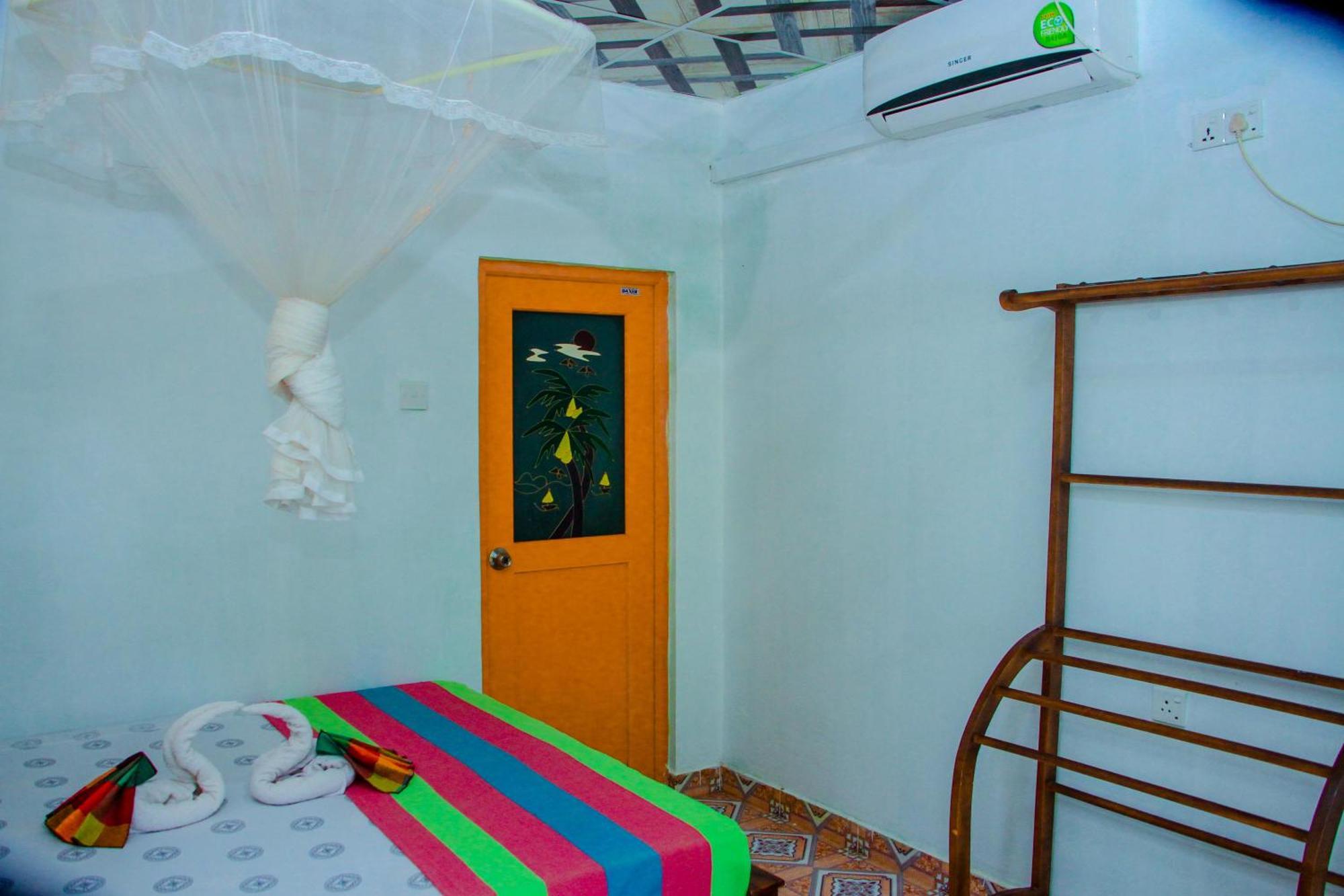 Chanaka Holiday Inn Sigirija Zewnętrze zdjęcie