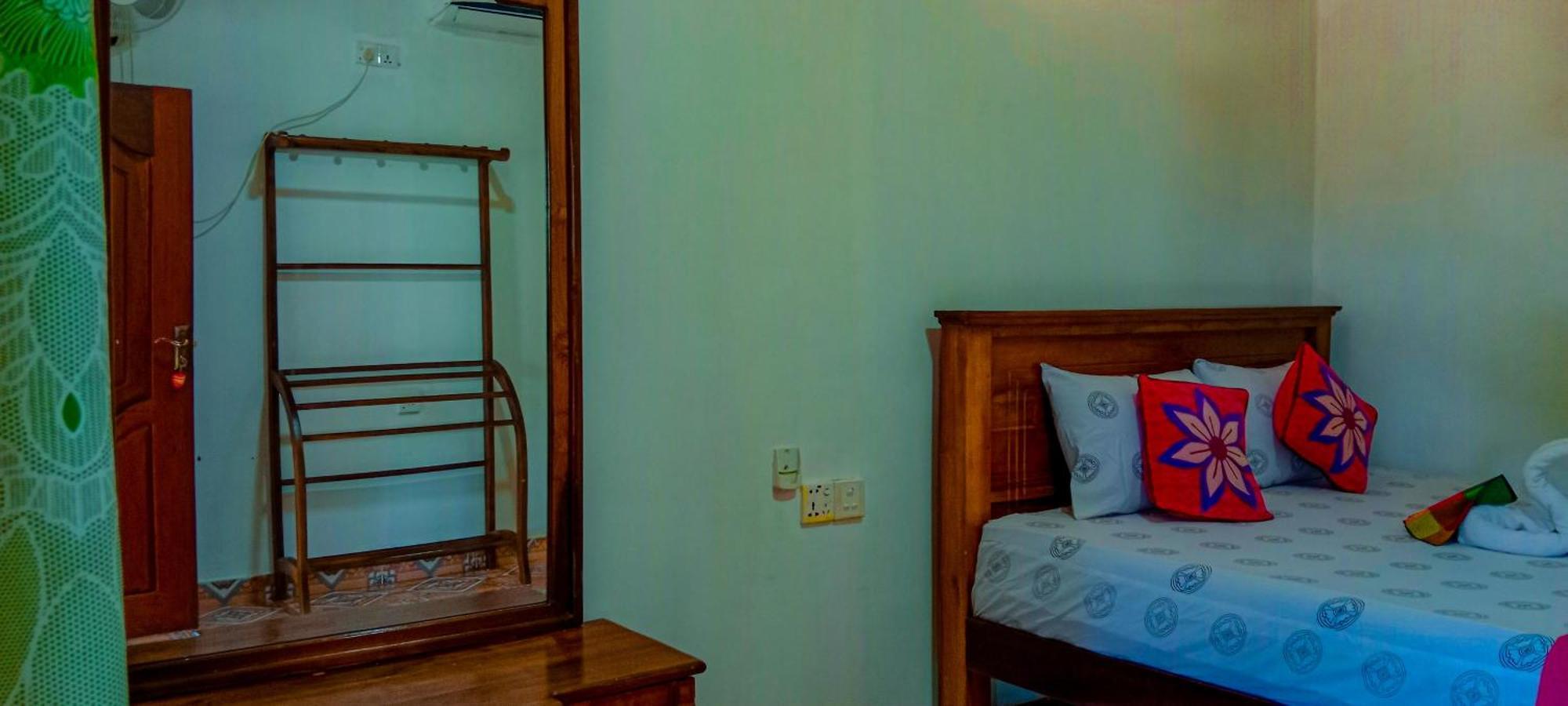 Chanaka Holiday Inn Sigirija Zewnętrze zdjęcie