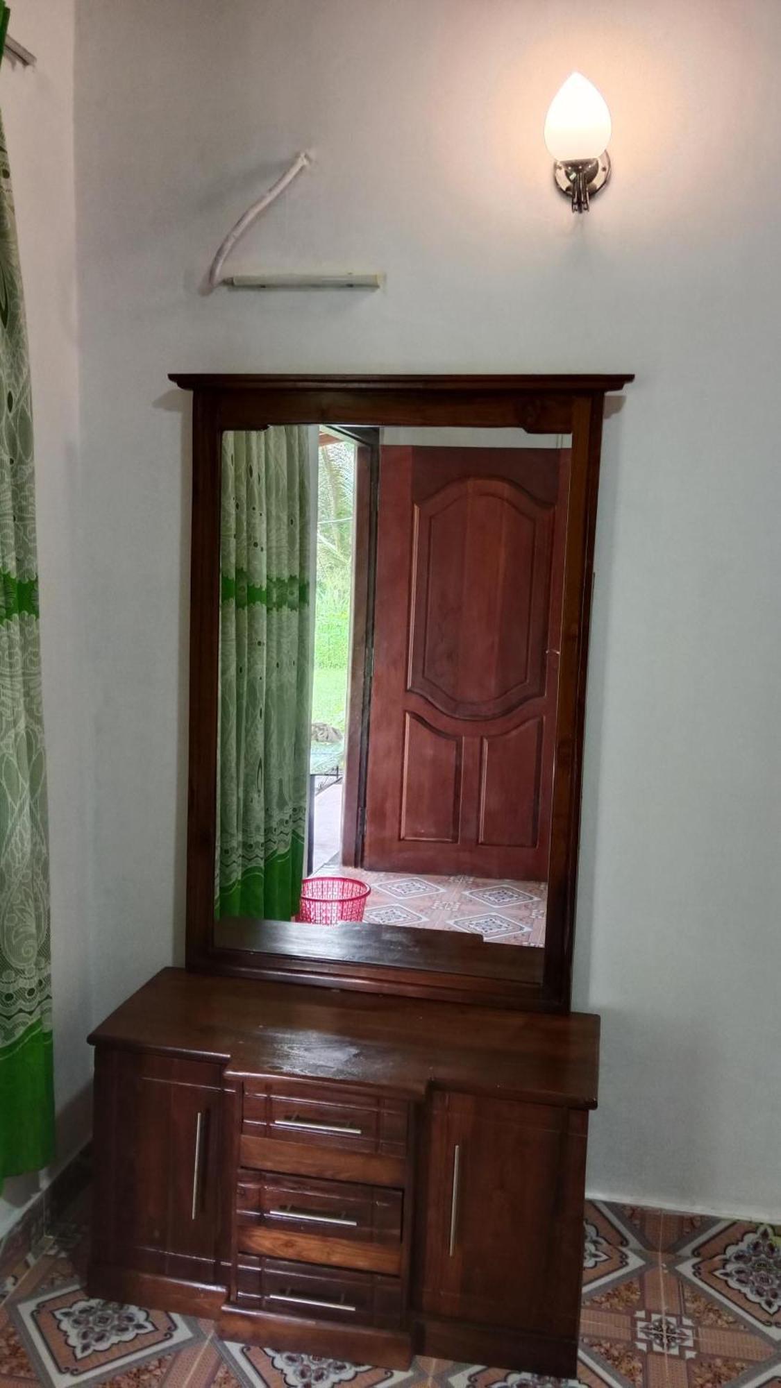 Chanaka Holiday Inn Sigirija Zewnętrze zdjęcie