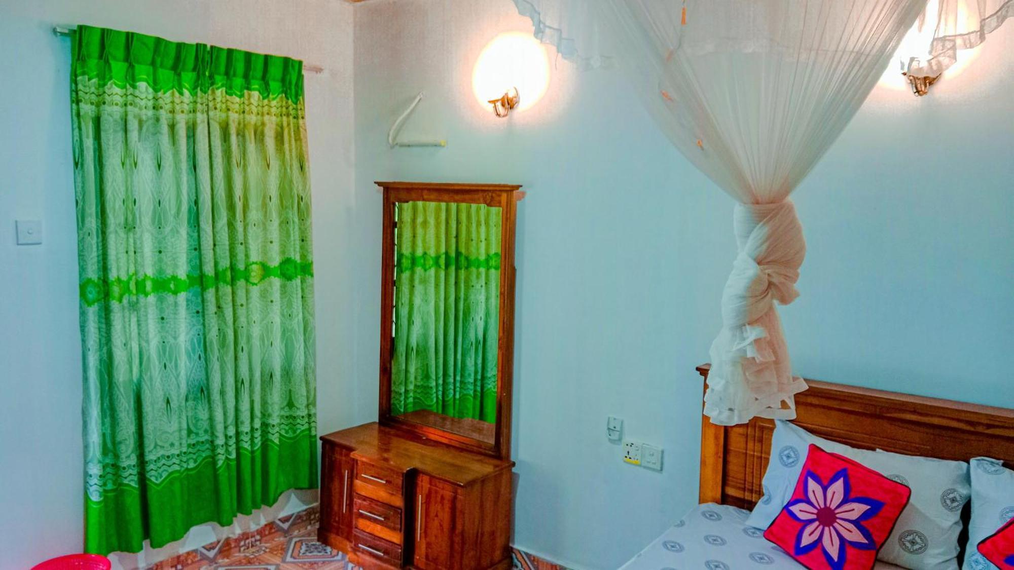 Chanaka Holiday Inn Sigirija Zewnętrze zdjęcie