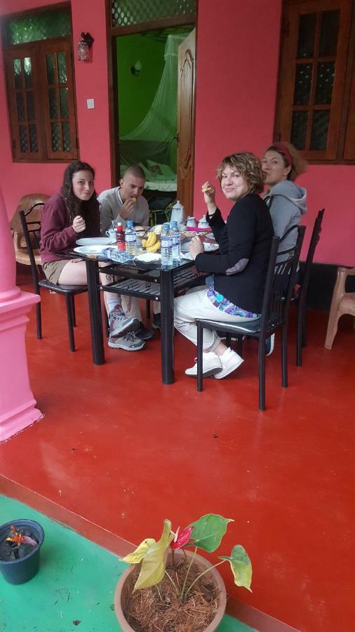 Chanaka Holiday Inn Sigirija Zewnętrze zdjęcie